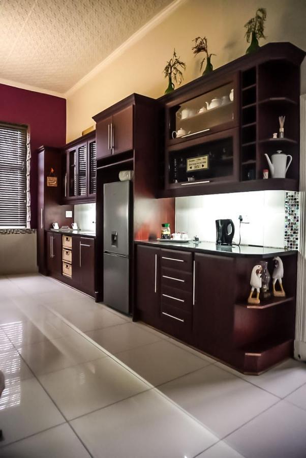 Ladybrand Heritage House Luaran gambar